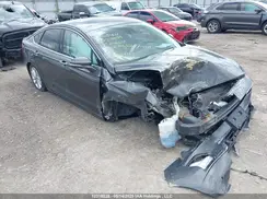 3FA6P0SUXKR279052 2019 FORD FUSION
