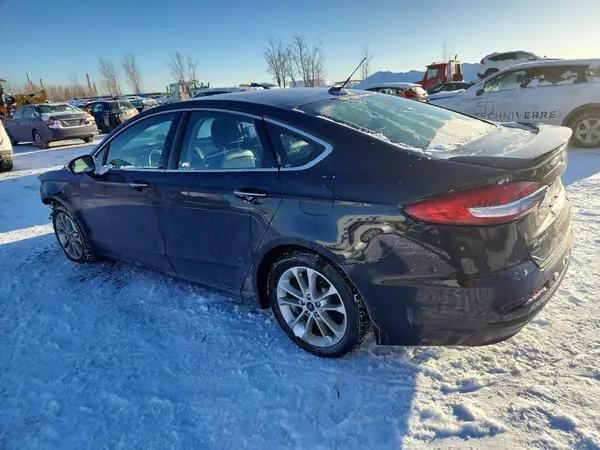 3FA6P0SUXLR157650 2020 FORD FUSION - Image 2