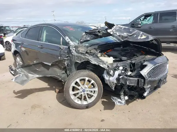 3FA6P0SUXLR171774 2020 FORD FUSION - Image 1