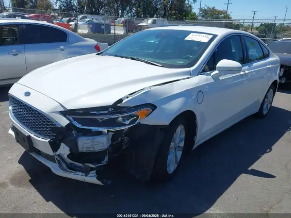 3FA6P0SUXLR231956 2020 FORD FUSION - Image 2