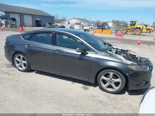 3FA6P0T90GR235191 2016 FORD FUSION - Image 1