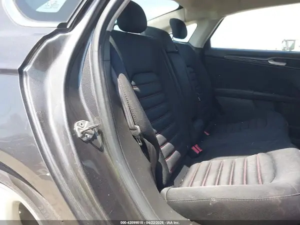 3FA6P0T90GR235191 2016 FORD FUSION - Image 8