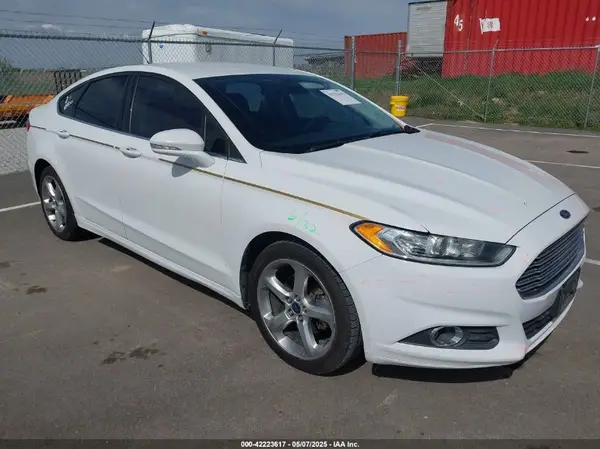 3FA6P0T90GR263086 2016 FORD FUSION - Image 1