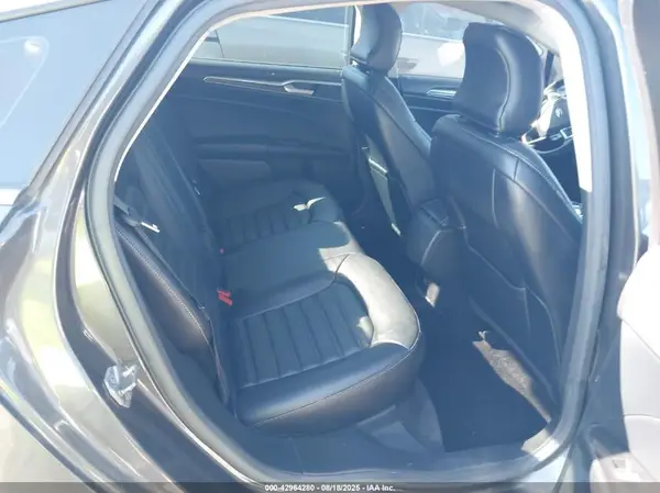 3FA6P0T90HR262828 2017 FORD FUSION - Image 8