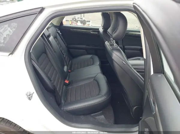 3FA6P0T90HR303779 2017 FORD FUSION - Image 8