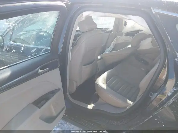 3FA6P0T90HR365439 2017 FORD FUSION - Image 8