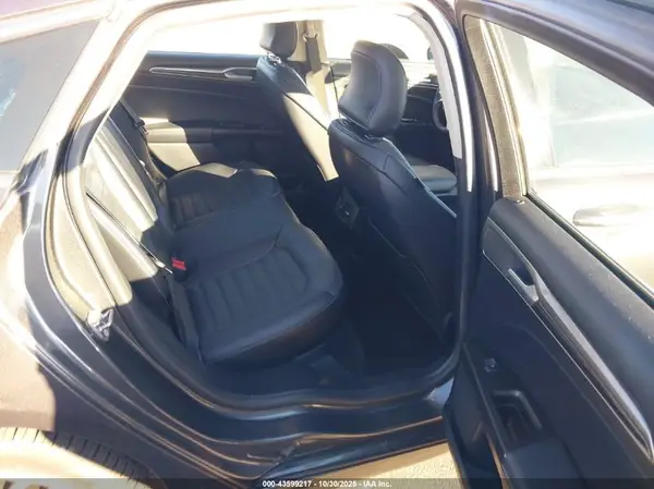 3FA6P0T90JR191586 2018 FORD FUSION - Image 8