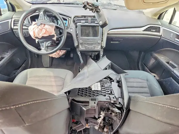 3FA6P0T90KR199396 2019 FORD FUSION - Image 8