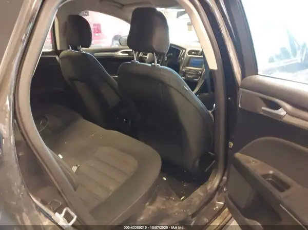 3FA6P0T90LR146988 2020 FORD FUSION - Image 8