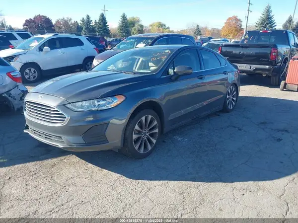 3FA6P0T90LR209717 2020 FORD FUSION - Image 2