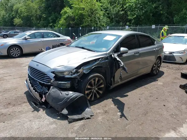 3FA6P0T90LR262384 2020 FORD FUSION - Image 2