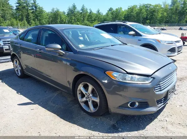3FA6P0T91GR263632 2016 FORD FUSION - Image 1