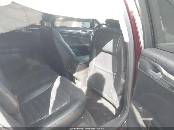 3FA6P0T91HR127020 2017 FORD FUSION - Image 8
