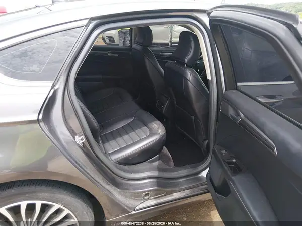 3FA6P0T91HR176525 2017 FORD FUSION - Image 8