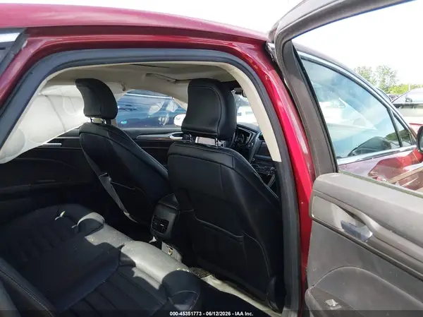 3FA6P0T91HR257010 2017 FORD FUSION - Image 8