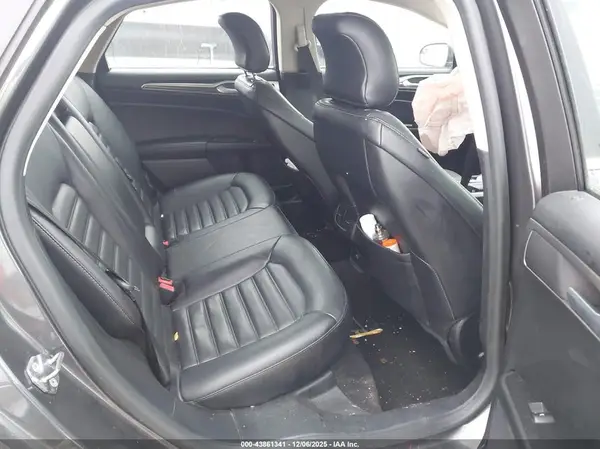 3FA6P0T91HR281047 2017 FORD FUSION - Image 8
