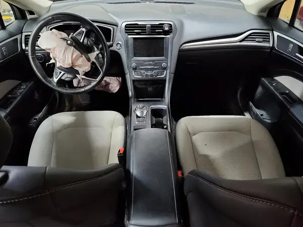 3FA6P0T91KR129213 2019 FORD FUSION - Image 8