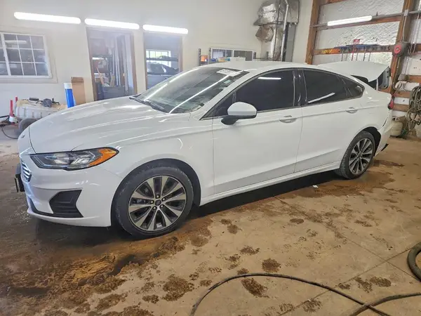 3FA6P0T91KR151177 2019 FORD FUSION - Image 1