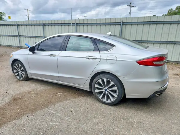 3FA6P0T91KR217520 2019 FORD FUSION - Image 2