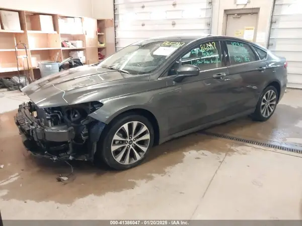 3FA6P0T91KR239727 2019 FORD FUSION - Image 2