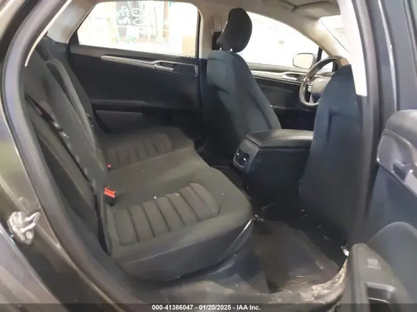 3FA6P0T91KR239727 2019 FORD FUSION - Image 8