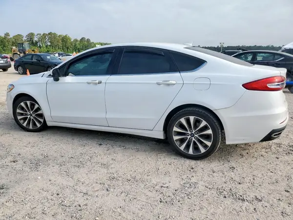3FA6P0T91KR260027 2019 FORD FUSION - Image 2