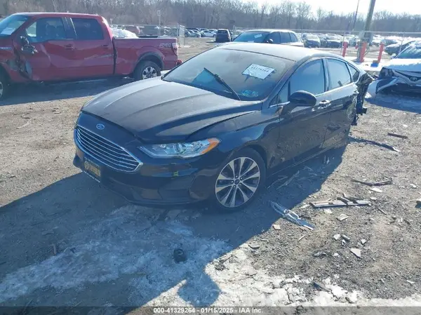 3FA6P0T91KR274803 2019 FORD FUSION - Image 2