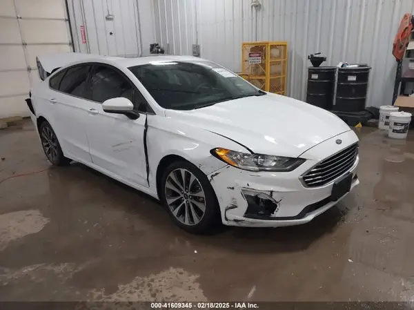 3FA6P0T91LR202050 2020 FORD FUSION - Image 1