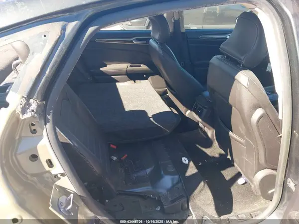 3FA6P0T92GR108779 2016 FORD FUSION - Image 8