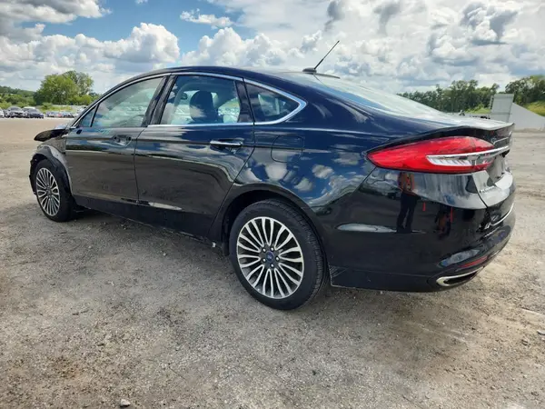 3FA6P0T92HR256240 2017 FORD FUSION - Image 2