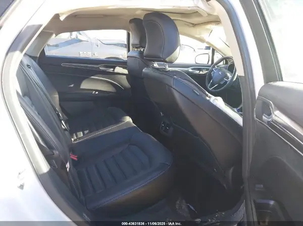 3FA6P0T92HR308594 2017 FORD FUSION - Image 8