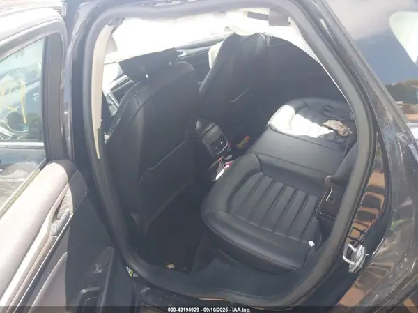 3FA6P0T92JR149713 2018 FORD FUSION - Image 8