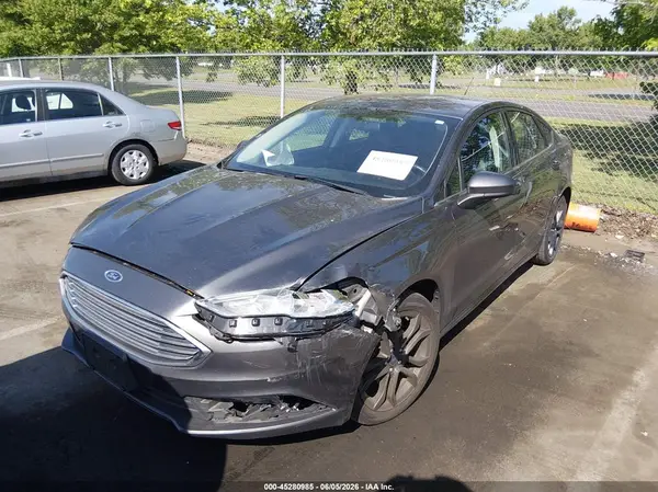 3FA6P0T92JR182923 2018 FORD FUSION - Image 2