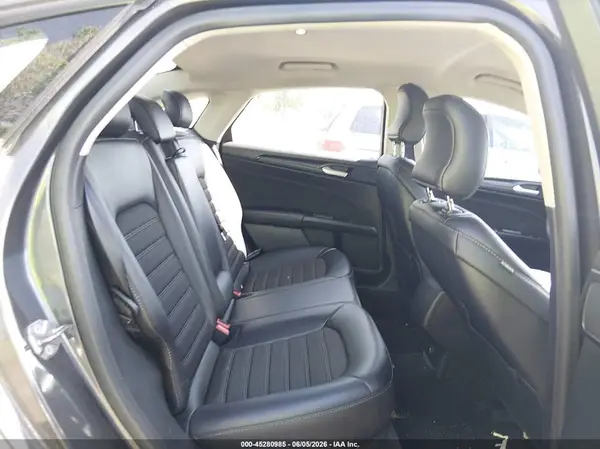 3FA6P0T92JR182923 2018 FORD FUSION - Image 8