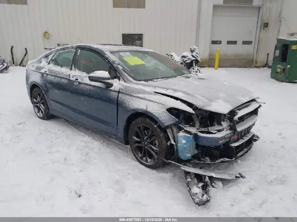 3FA6P0T92JR272184 2018 FORD FUSION - Image 1