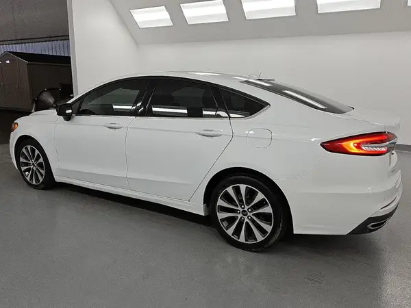 3FA6P0T92KR251143 2019 FORD FUSION - Image 2