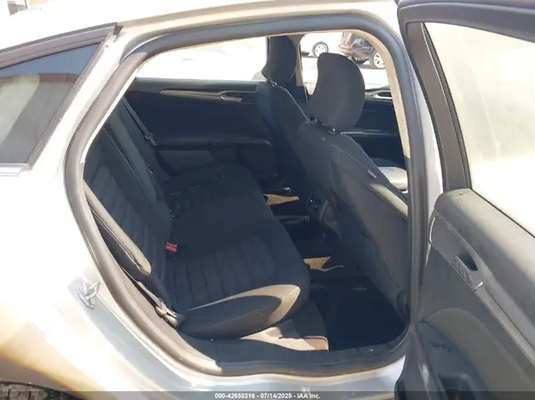 3FA6P0T92KR253281 2019 FORD FUSION - Image 8