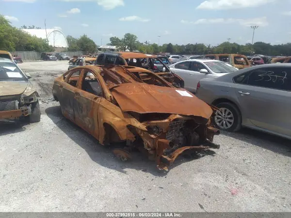 3FA6P0T93GR231765 2016 FORD FUSION - Image 1