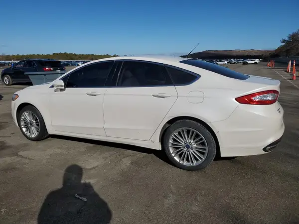 3FA6P0T93GR325189 2016 FORD FUSION - Image 2