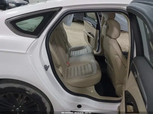3FA6P0T93GR373632 2016 FORD FUSION - Image 8