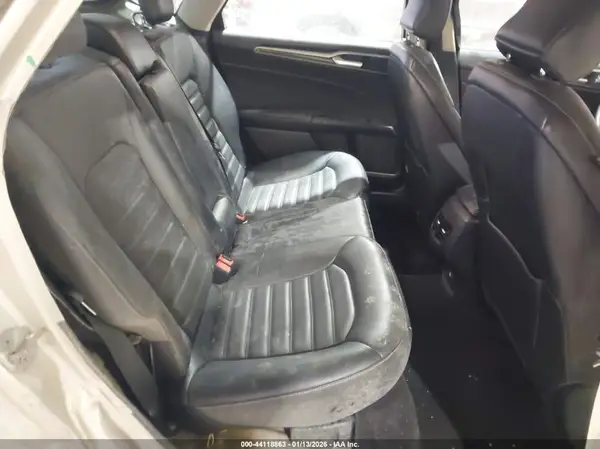 3FA6P0T93HR245943 2017 FORD FUSION - Image 8