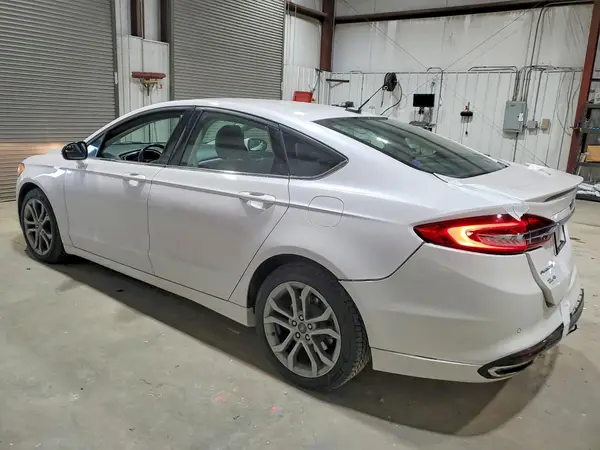 3FA6P0T93HR368691 2017 FORD FUSION - Image 2