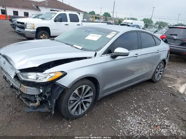 3FA6P0T93LR120739 2020 FORD FUSION - Image 2
