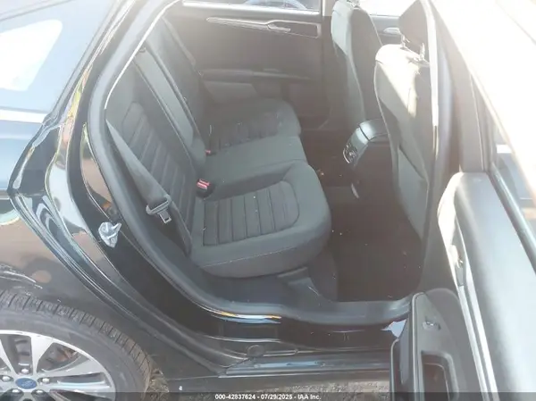 3FA6P0T93LR121034 2020 FORD FUSION - Image 8