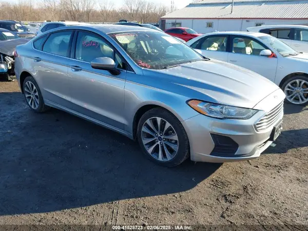 3FA6P0T93LR172484 2020 FORD FUSION - Image 1