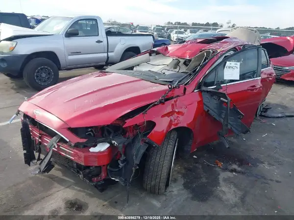 3FA6P0T93LR178589 2020 FORD FUSION - Image 2