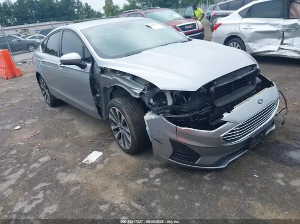3FA6P0T93LR190600 2020 FORD FUSION - Image 1