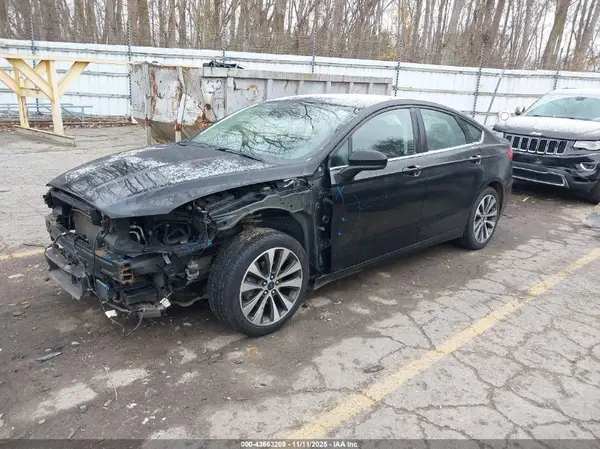 3FA6P0T93LR191102 2020 FORD FUSION - Image 2