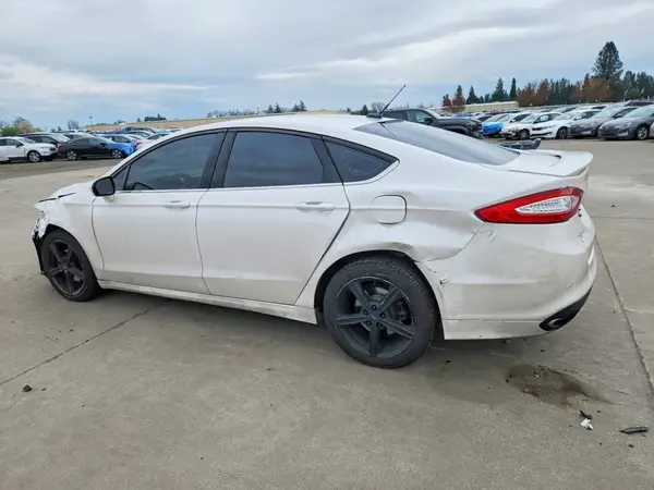 3FA6P0T94GR112428 2016 FORD FUSION - Image 2