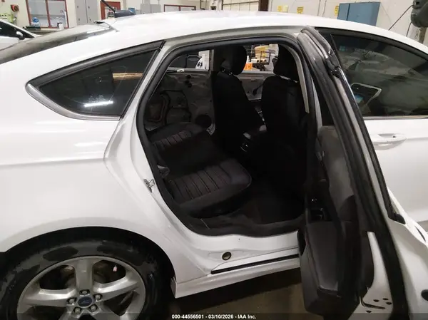 3FA6P0T94GR359643 2016 FORD FUSION - Image 8